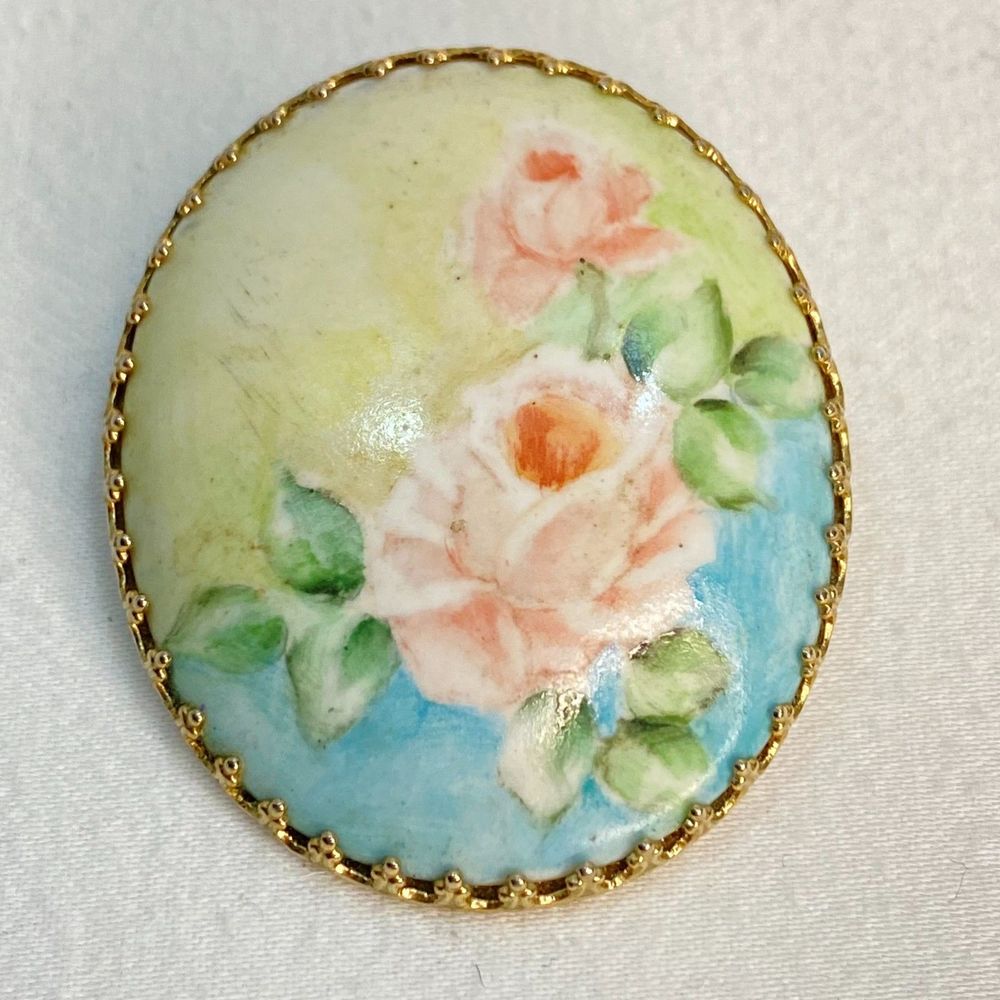 💎Floral Hand Painted Ceramic Brooch Gold Tone Artisan